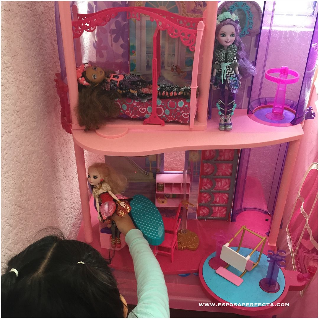 Muñecas ever after high