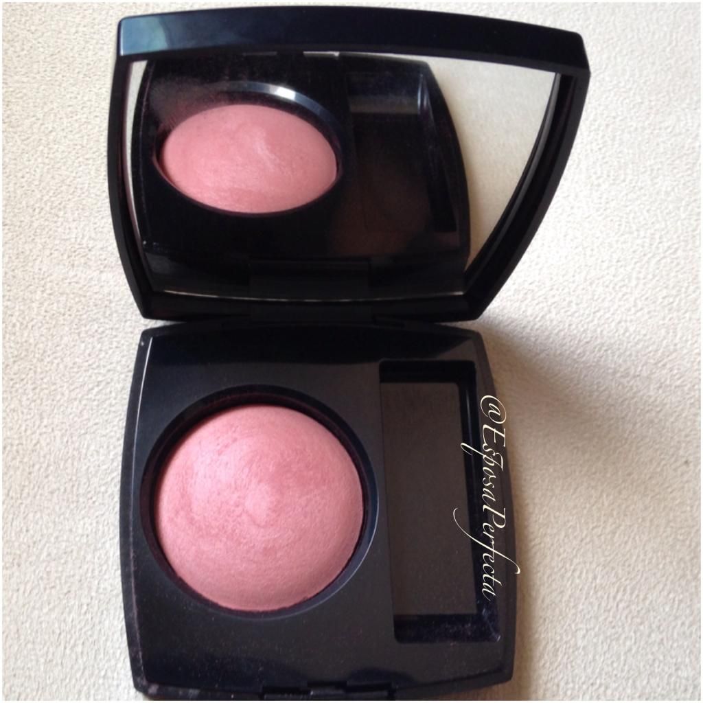 Chanel innocence joues contraste