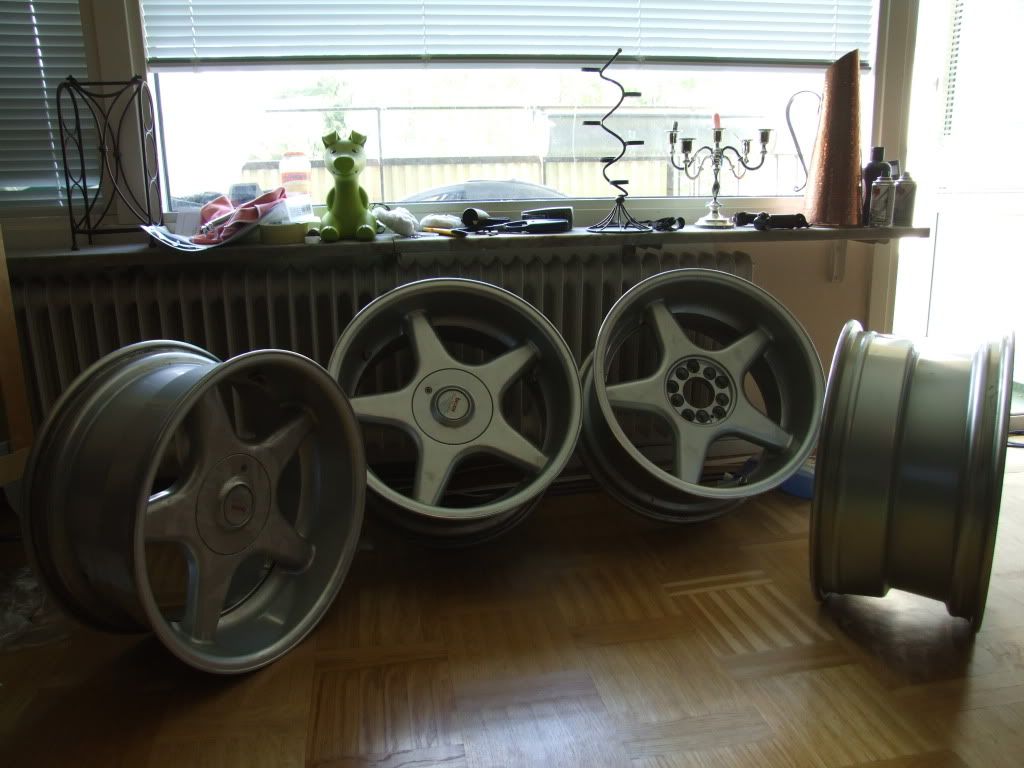 http://i1198.photobucket.com/albums/aa448/mingan77/DSCF4058.jpg