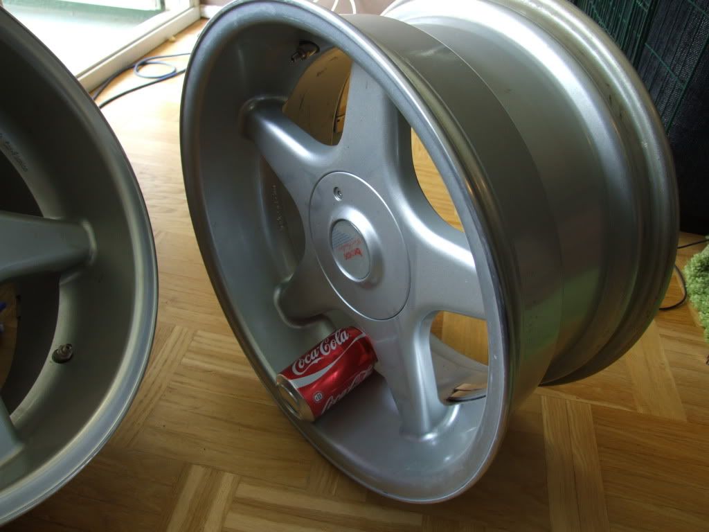 http://i1198.photobucket.com/albums/aa448/mingan77/DSCF4060.jpg