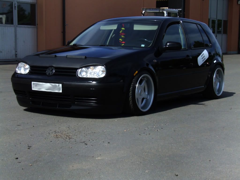 http://i1198.photobucket.com/albums/aa448/mingan77/nyvaxad%202011-06-02/1.jpg