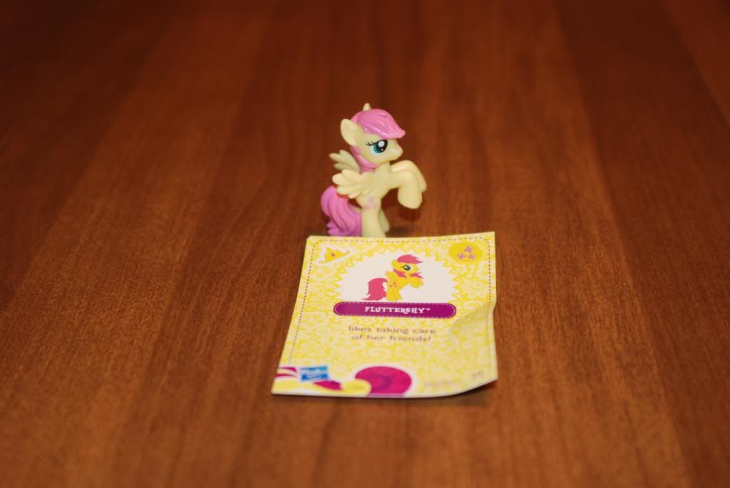 NEW My Little Pony Fluttershy 2" NEW My Little Pony Fluttershy 2"