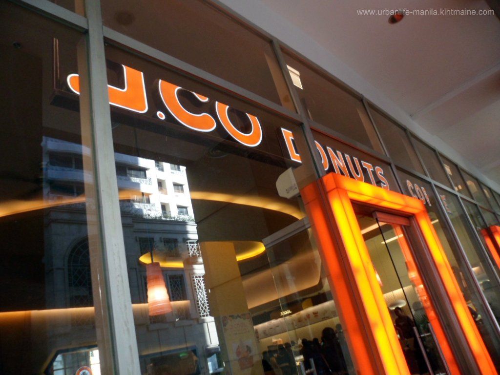 J.Co Donuts and Coffee Eastwood City, Libis: Discovered; Please visit - www.urbanlife-manila.kihtmaine.com photo photo010_zpsa0848bc4.jpg