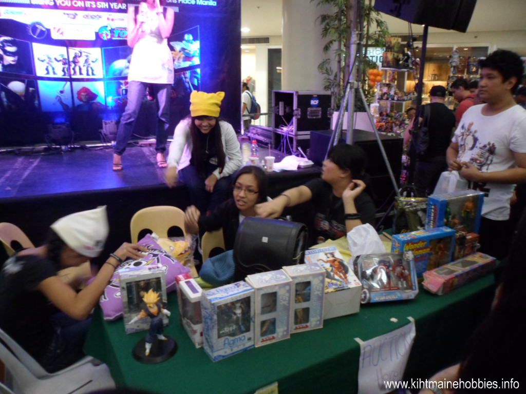 2012 Collecticon Event - Philippines; Please visit: www.kihtmainehobbies.info