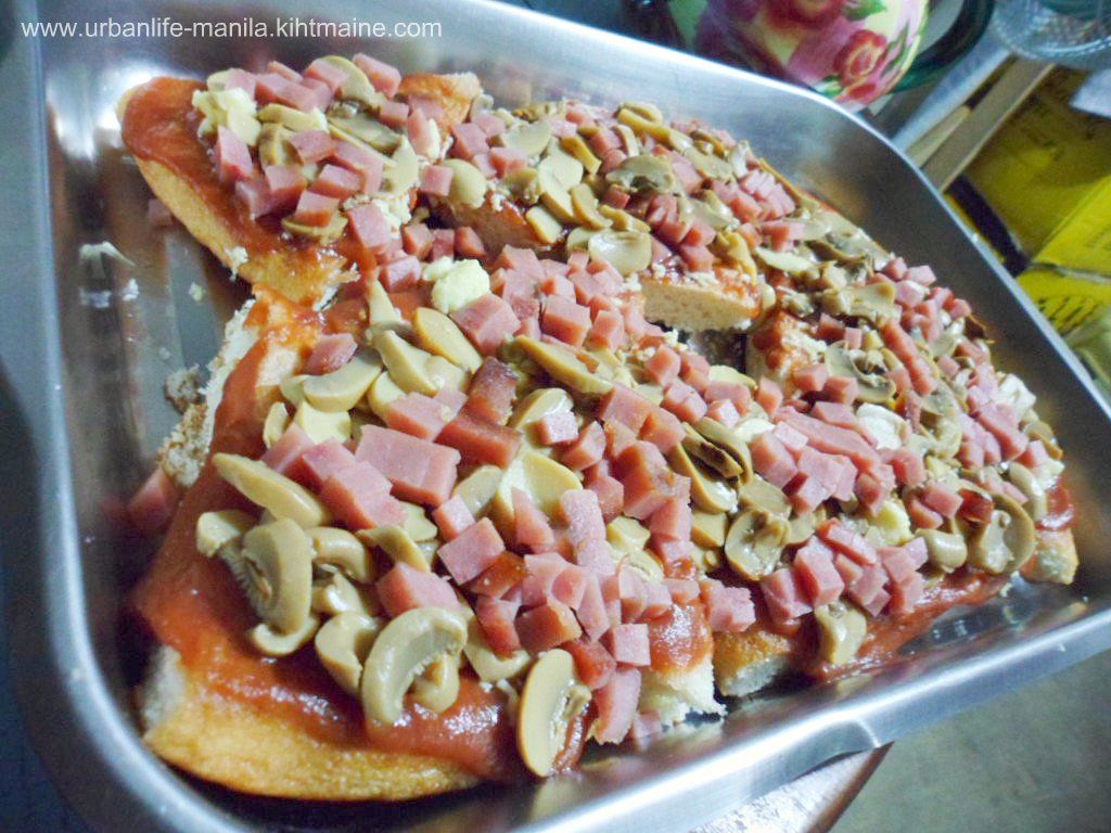 Homemade Pizza part 2; Please visit - www.urbanlife-manila.kihtmaine.com