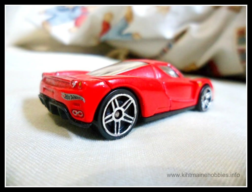 Hotwheels: My Ferrari Enzo Photoshoot