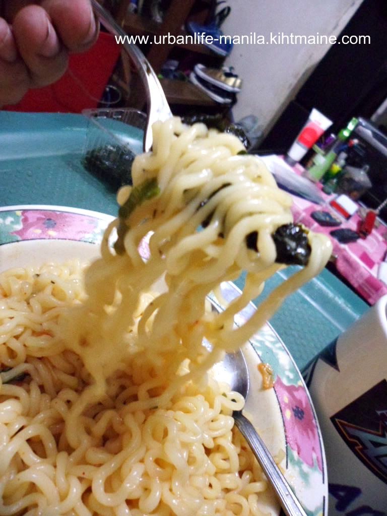 Korean Food: Kimchi Ramen and Crispy Toasted Seaweed Flakes