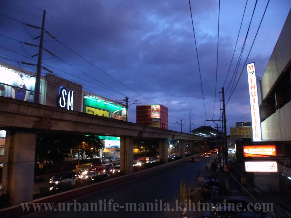 condo for sale,condo for sale in manila,condo for sale in sta mesa manila,sm mezza residence,condo for sale by sm,sm centerpoint,sm city sta mesa,go nuts donuts,mcdonalds,mcdonalds big mac,burger,big mac burger,mcdonalds combo meal,bigmac meal,mcdonalds french fries,real estate in manila,starbucks coffee,food in manila