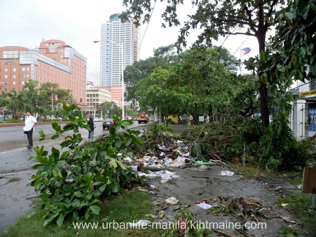 urban-manila,storm,typhoon,nesat,pedring,weather,news,after,manila-ocean-park,museo-pambata,childrens-museum,roxas-blvd,quirino-grandstand,taft-avenue,ermita,manila,disaster