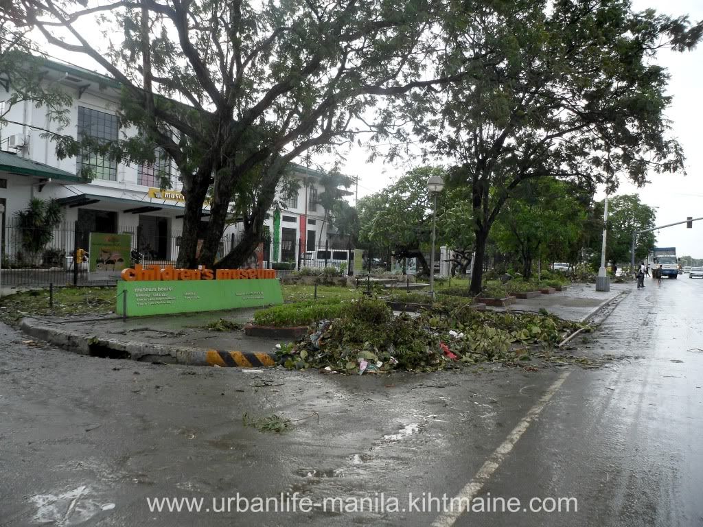 urban-manila,storm,typhoon,nesat,pedring,weather,news,after,manila-ocean-park,museo-pambata,childrens-museum,roxas-blvd,quirino-grandstand,taft-avenue,ermita,manila,disaster