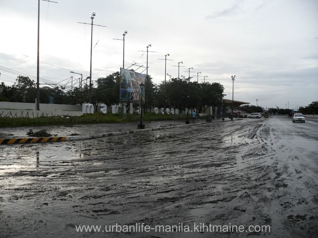 urban-manila,storm,typhoon,nesat,pedring,weather,news,after,manila-ocean-park,museo-pambata,childrens-museum,roxas-blvd,quirino-grandstand,taft-avenue,ermita,manila,disaster