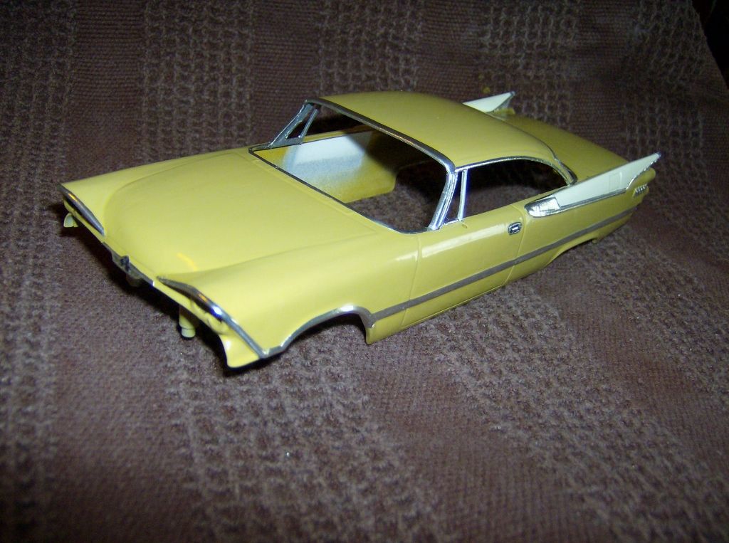 TUNABOATMODELPAINTEDANDFOILED11024x763_z