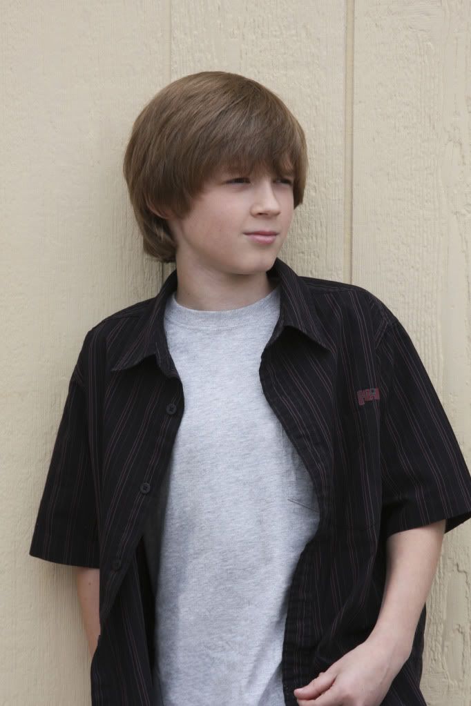 IMAGE: http://i1198.photobucket.com/albums/aa458/BulldogBlue/Slater_77.jpg