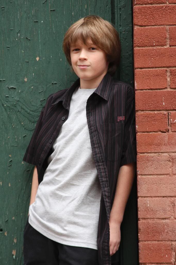 IMAGE: http://i1198.photobucket.com/albums/aa458/BulldogBlue/Slater_88.jpg